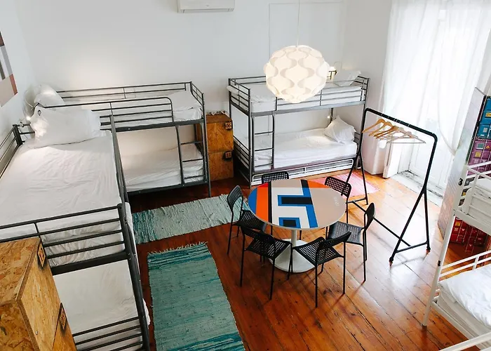 G&B - Hostel And Wines Lisbon